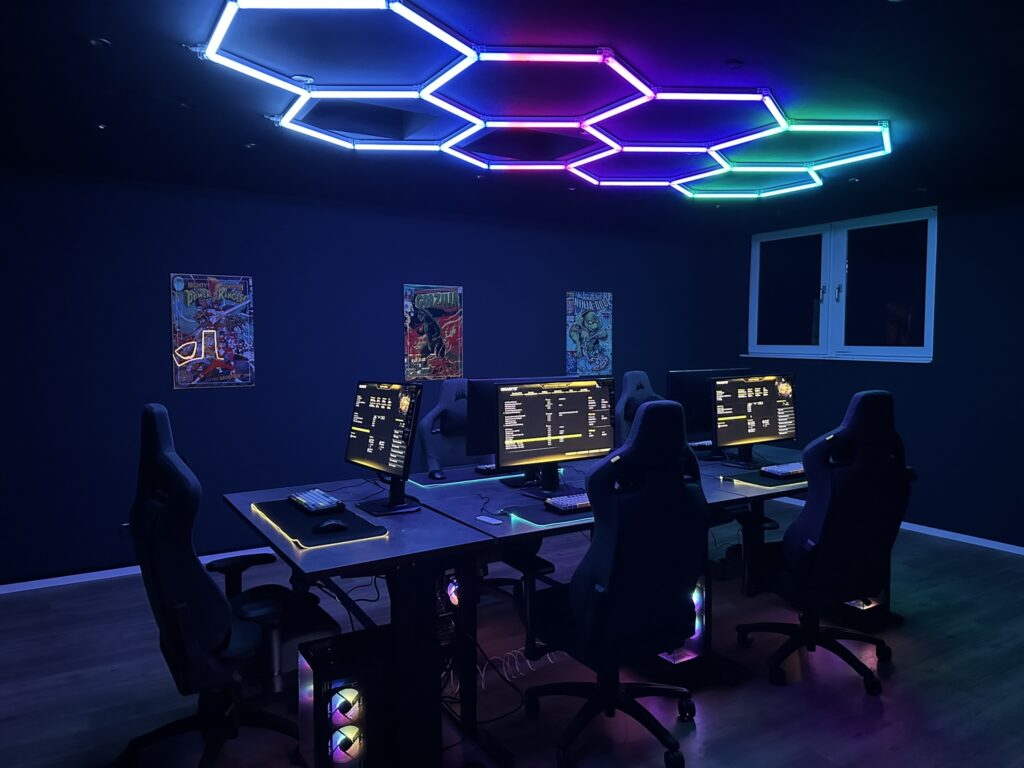 gaming raum rgb hexagon neon beleuchtung